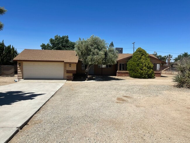 Primary Photo - Fresh Paint and New Carpet with Sky Harbor...
