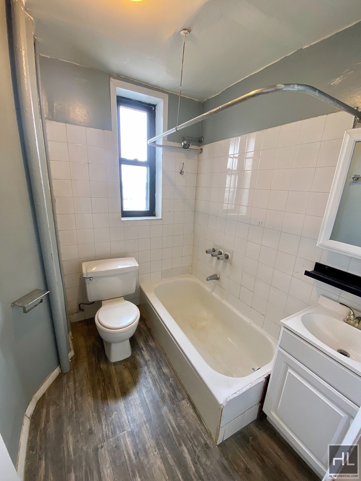 Building Photo - 14th St