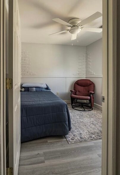 2nd Bedroom - 355 Saint Clair Ave