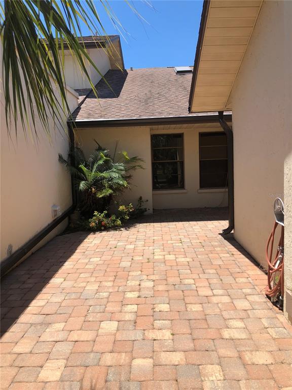 Building Photo - 4644 La Jolla Dr