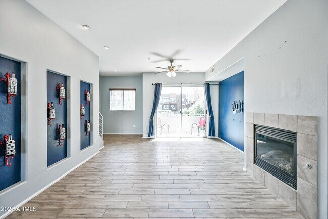 Building Photo - 6745 N 93RD Ave