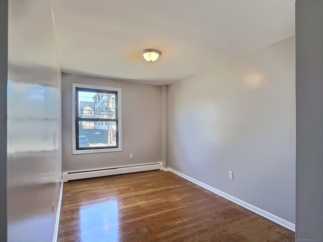 Building Photo - 185 Palisade Ave