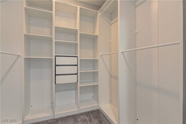Building Photo - 11377 Gravitation Dr