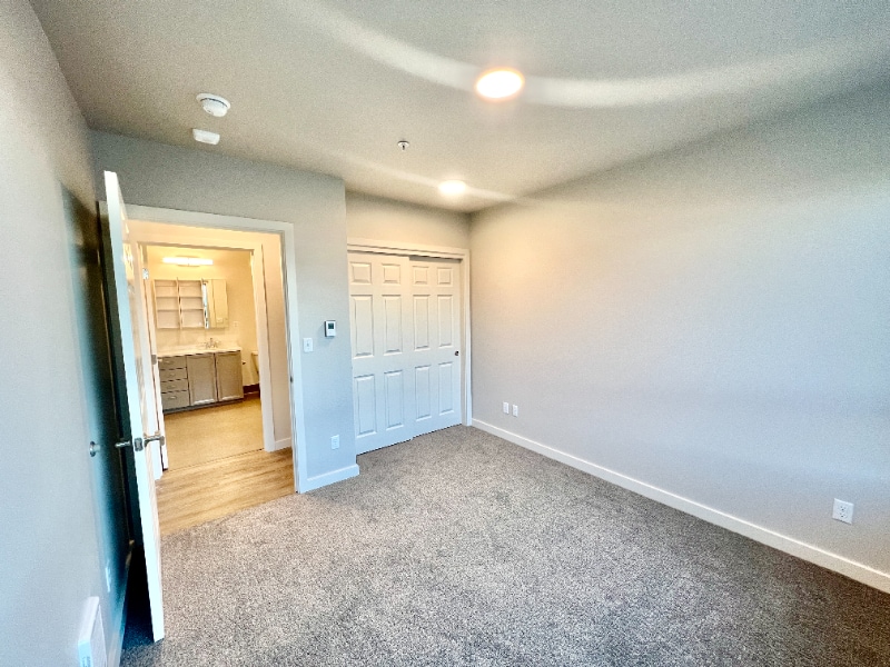 Building Photo - 2330 Yakima Ct