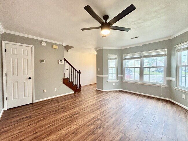 Building Photo - Gorgeous 3 Bedroom Home In Virginia Beach