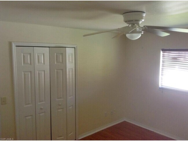 Building Photo - 1704 SE 1st St