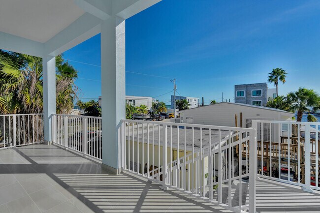 Building Photo - 31368 Ave I