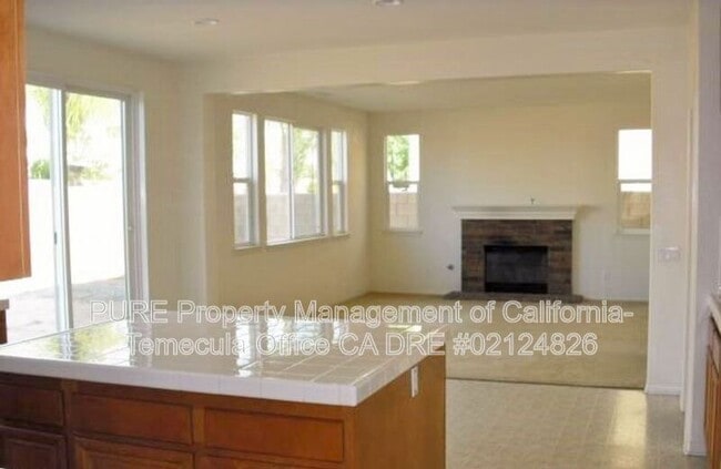 Building Photo - 45524 Manatee Way