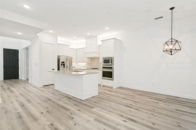 Building Photo - 1050 Marian Dr