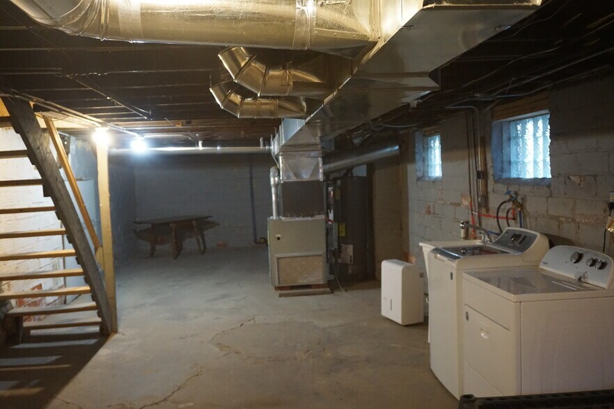 Basement v2 (HVAC unit &amp; new duct-work) - 12222 Clifton Blvd