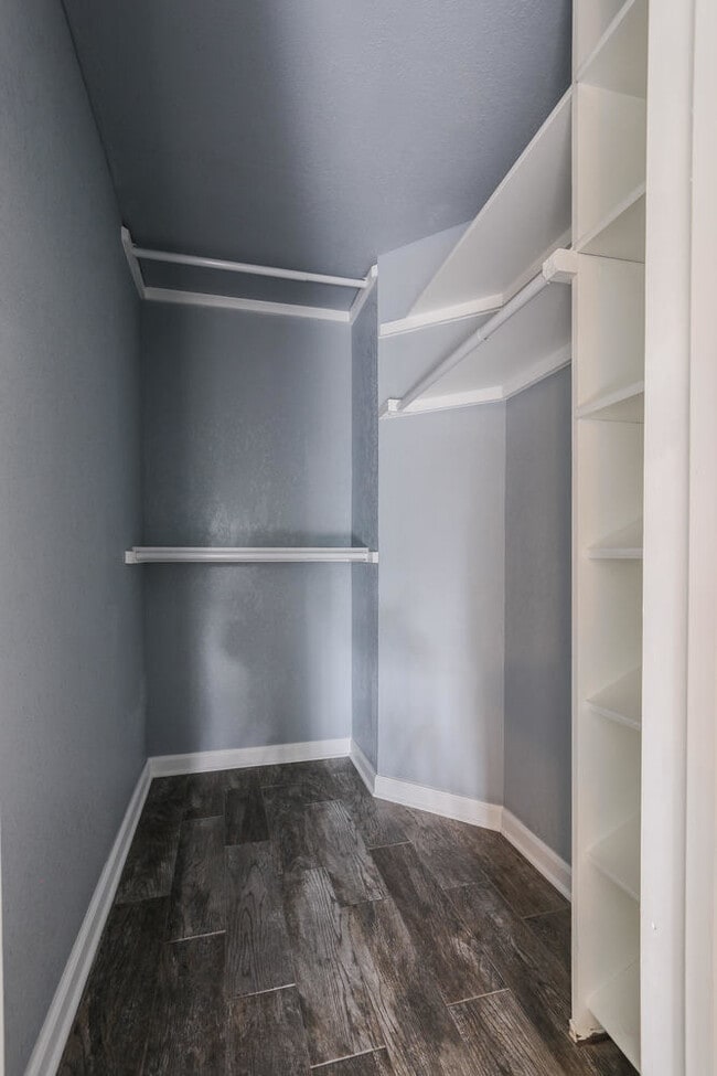Building Photo - Remodeled Retreat w/ Covered Patio, Front ...