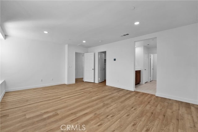 Building Photo - 7465 Galloway Ln