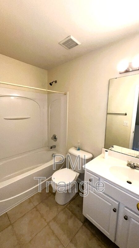 Building Photo - 316 Linden Park Ln