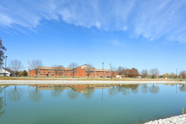 Building Photo - 2100 Greentree N