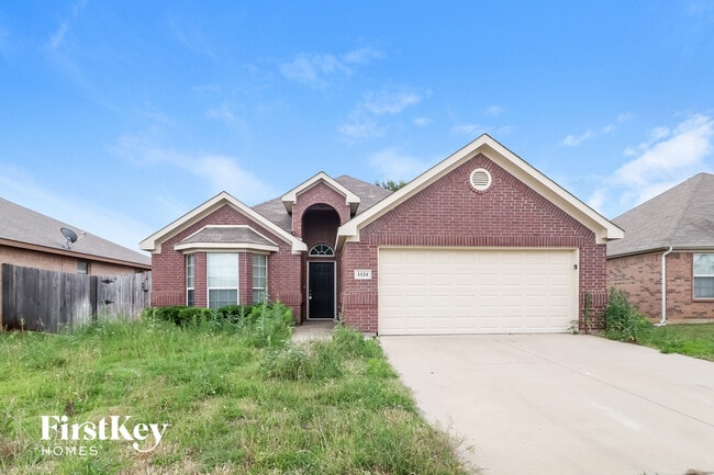 Building Photo - 1124 Manhassett Ct