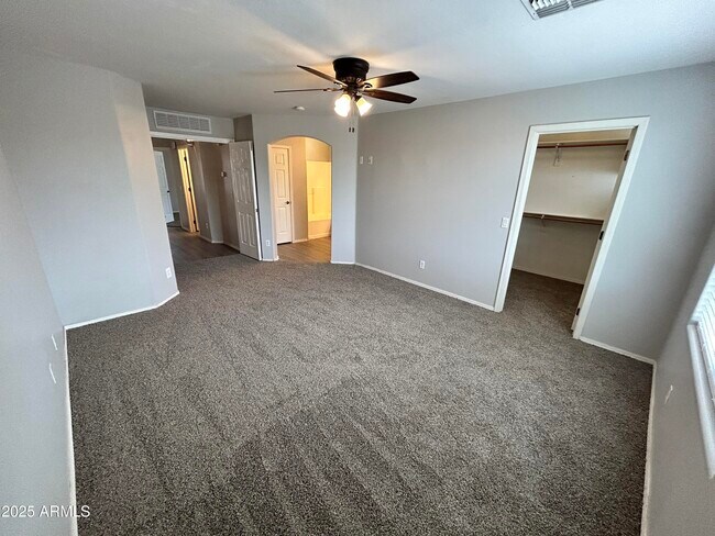 Building Photo - 16809 N 172nd Ave