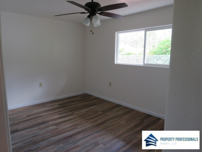 Building Photo - Stylish, custom home in Nanawale!
