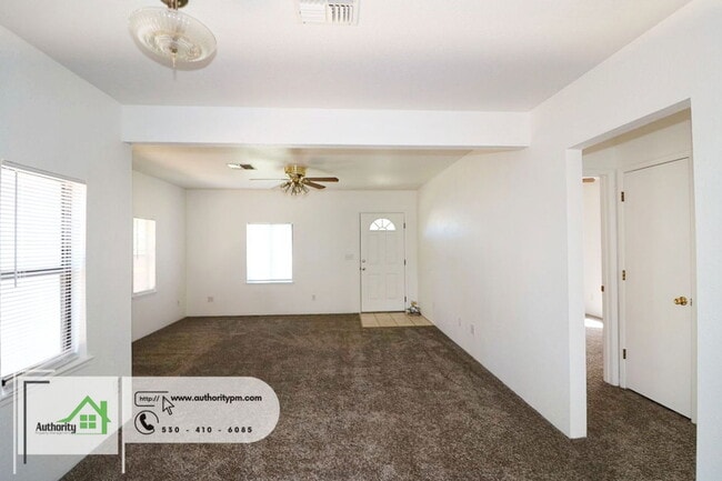 Building Photo - 2214 Waldon St