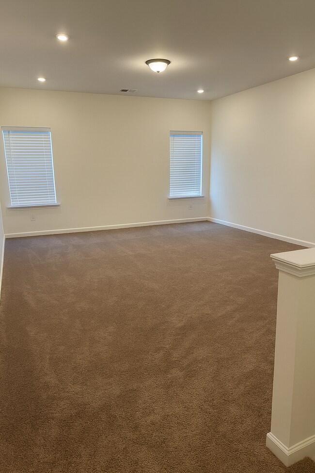 Building Photo - 6100 Trinity Xing Cir