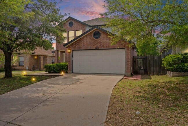 Building Photo - 2411 Glen Field Dr