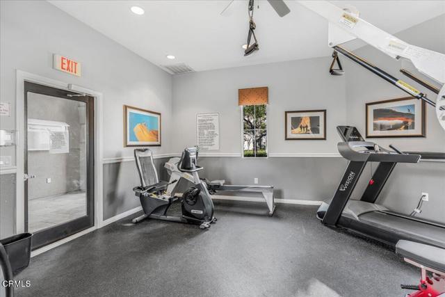 Building Photo - 259 Riverdale Ct