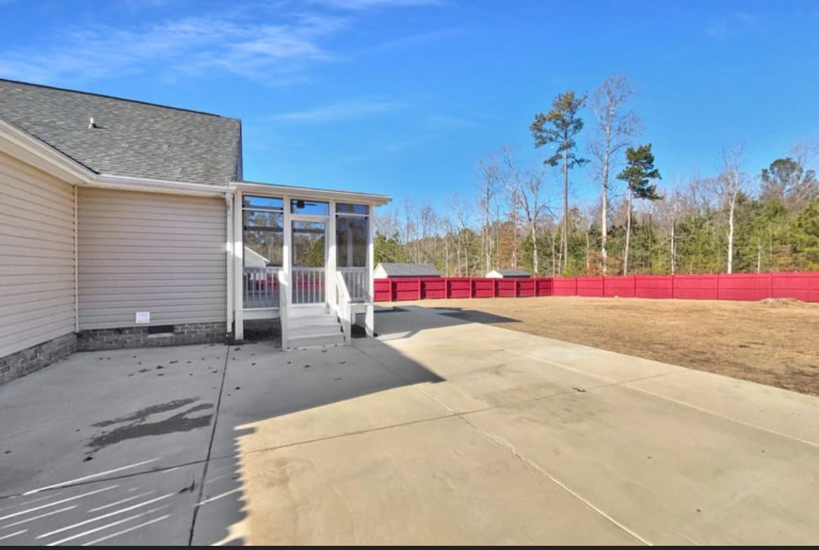 Building Photo - 3912 Harrow Dr