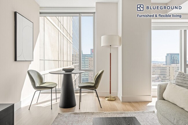 Building Photo - 447 17th St