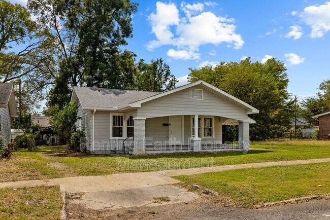 Building Photo - 1625 51st St Ensley