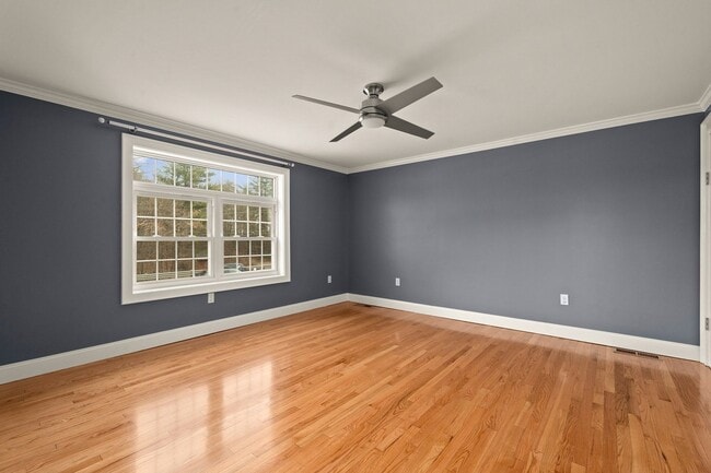 Building Photo - 1 Deer Is Rd