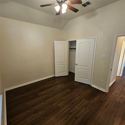 Building Photo - 922 Meadow Flower Ln