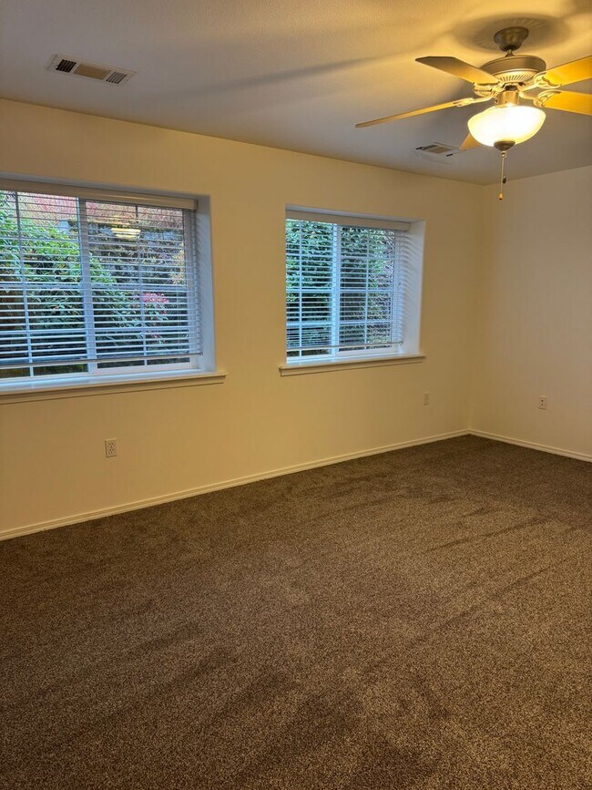 Building Photo - MHDuke2