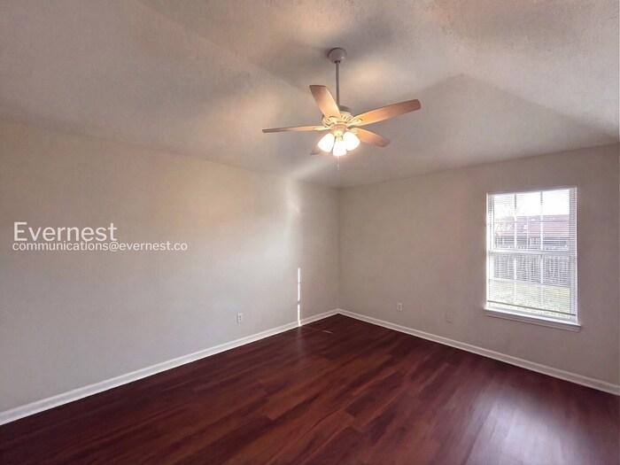 Building Photo - 7312 Durango Dr