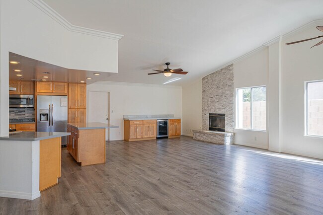 Building Photo - 81329 Avenida Coyote