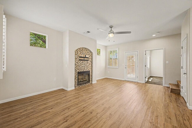 Building Photo - 3221 N 37th St