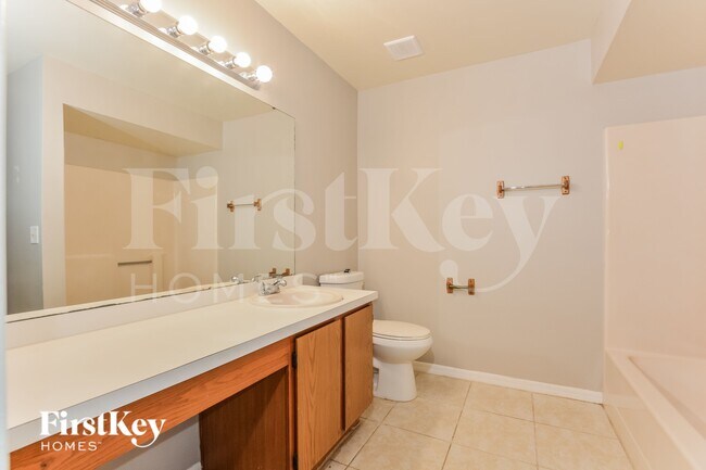 Building Photo - 710 Leeward Dr