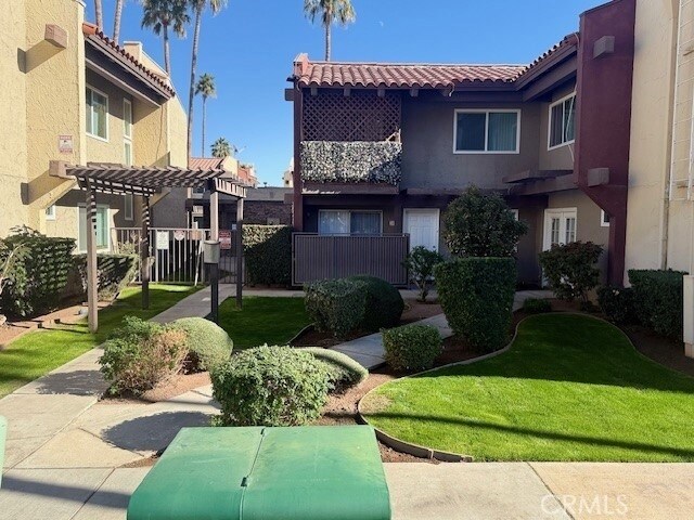 Building Photo - 51080 Eisenhower Dr