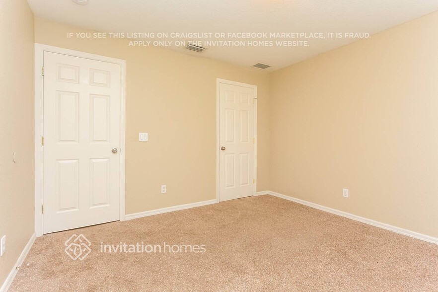 Building Photo - 391 Vitorio St