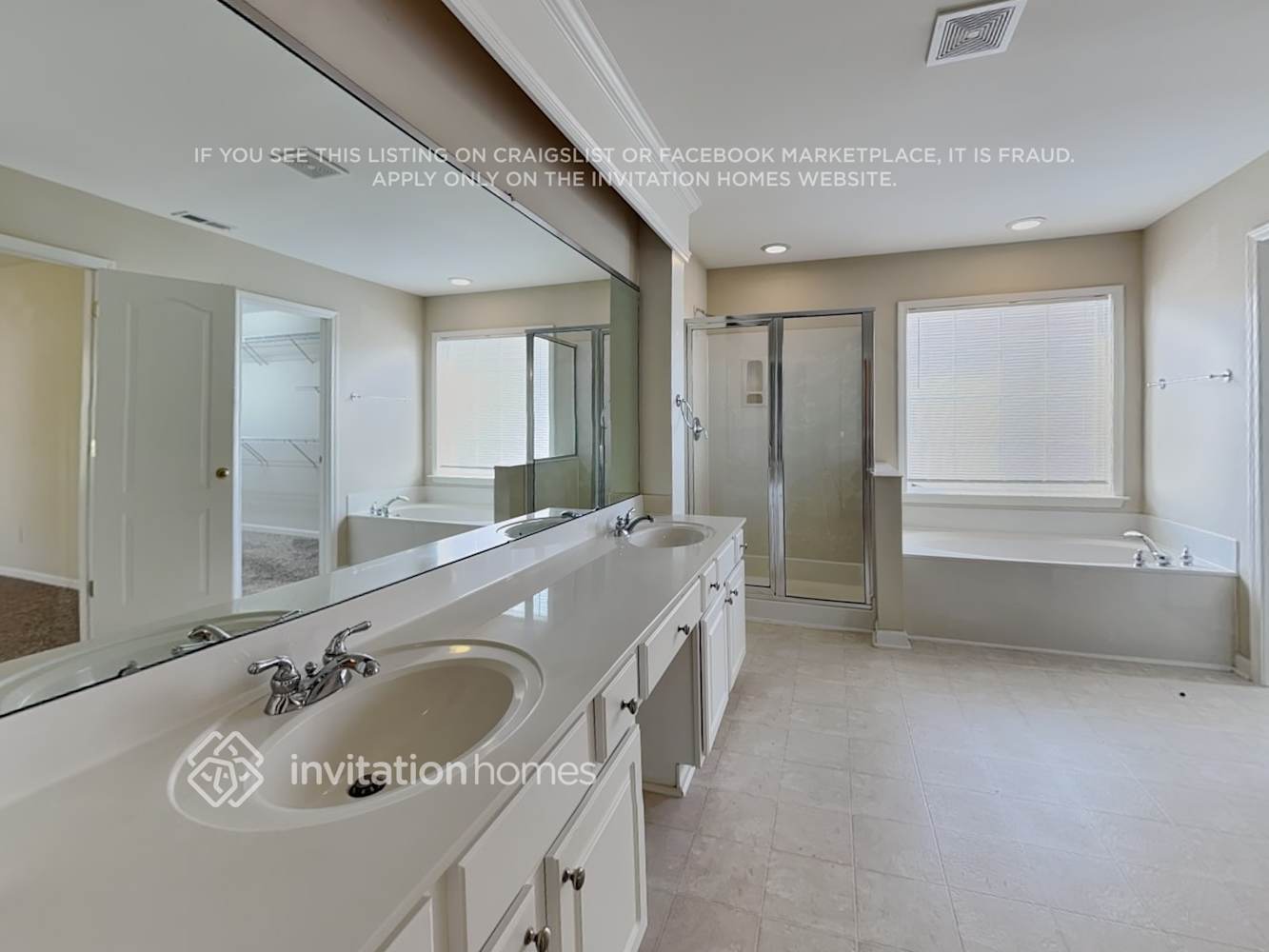 Building Photo - 5304 Granada Hills Dr