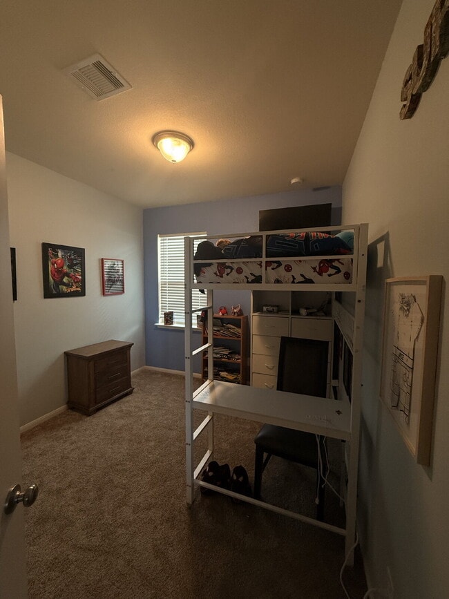 Building Photo - 10415 Moraine Lake Dr