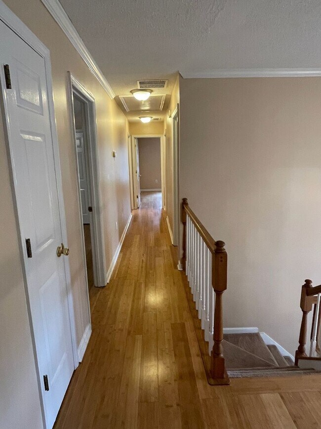 Building Photo - Beautifully Renovated Two-Story Traditional in McEachern High School