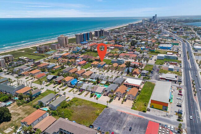 Building Photo - 117 E Campeche St