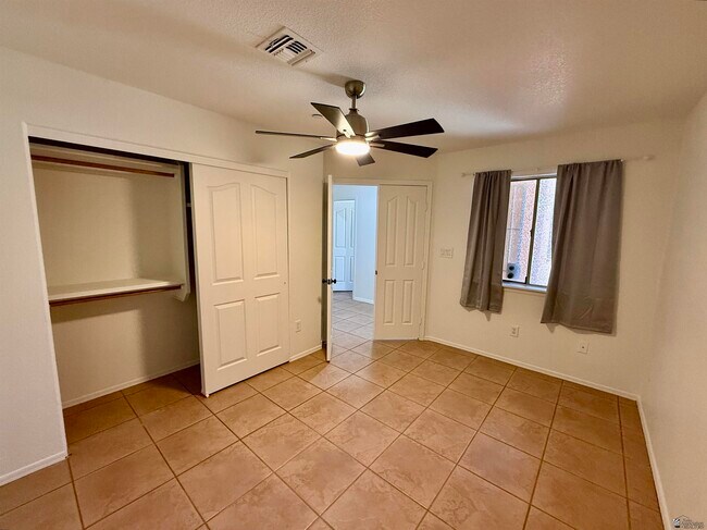 Building Photo - 3108 S Ragen Dr