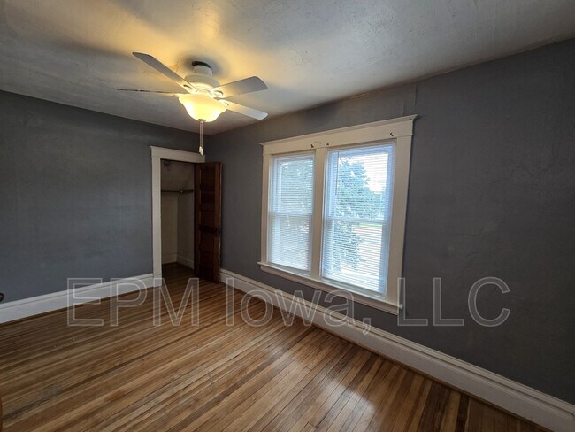 Building Photo - 511 S Frederick Ave