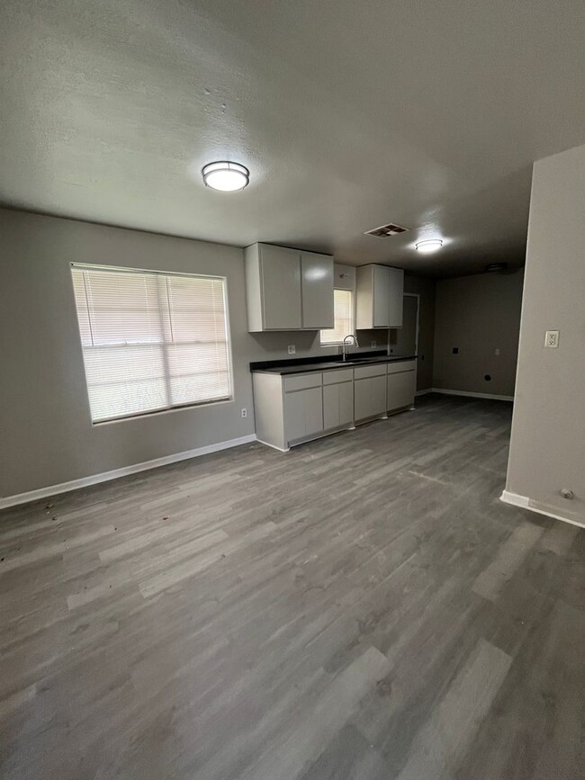 Primary Photo - Home for Rent