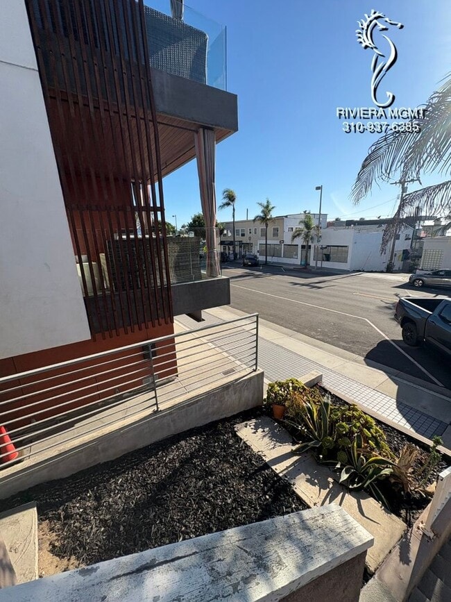 Building Photo - 367
