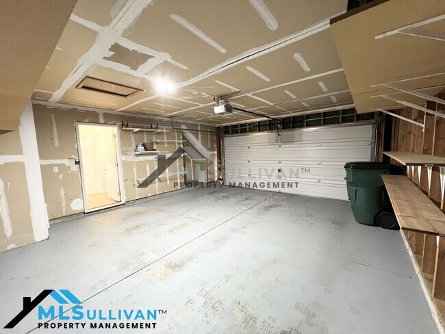 Building Photo - 4504 Conklin Dr