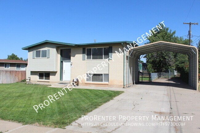 Building Photo - 865 E 350 N