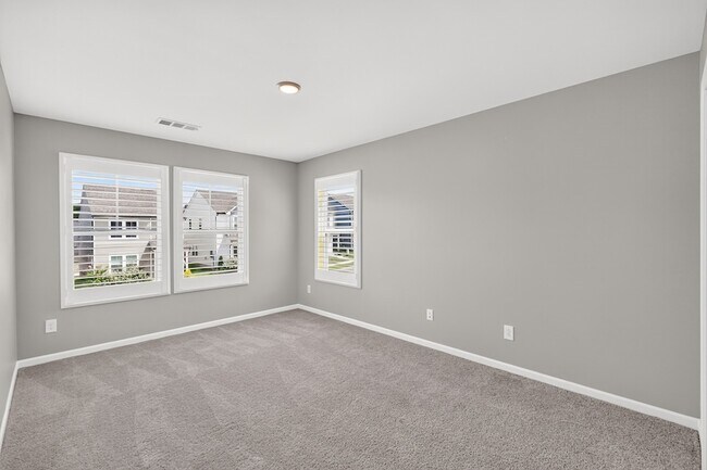 Building Photo - 182 Oasis Dr