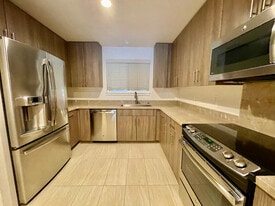 Building Photo - 497 Kailua Rd