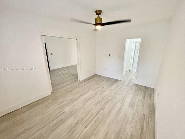 Building Photo - 218 Santillane Ave